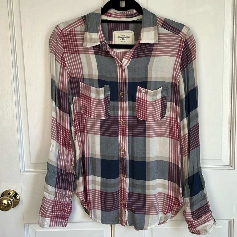 Abercrombie & Fitch Pink Plaid Button Up Shirt